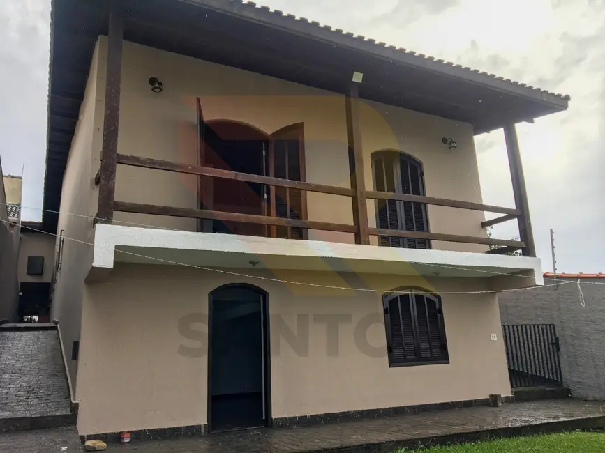 Foto 8 de Casa com 3 quartos à venda e para alugar, 330m2 em Chácara São José, Aruja - SP