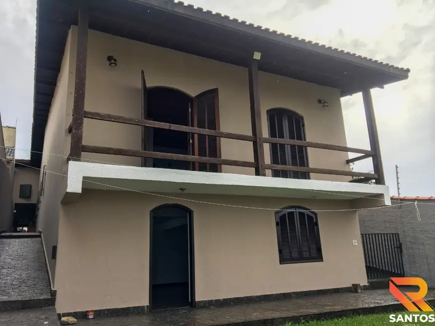 Casa com 3 quartos à venda e para alugar, 330m2 em Chácara São José, Aruja - SP - imagem 6 Foto 6 de Casa com 3 quartos à venda e para alugar, 330m2 em Chácara São José, Aruja - SP