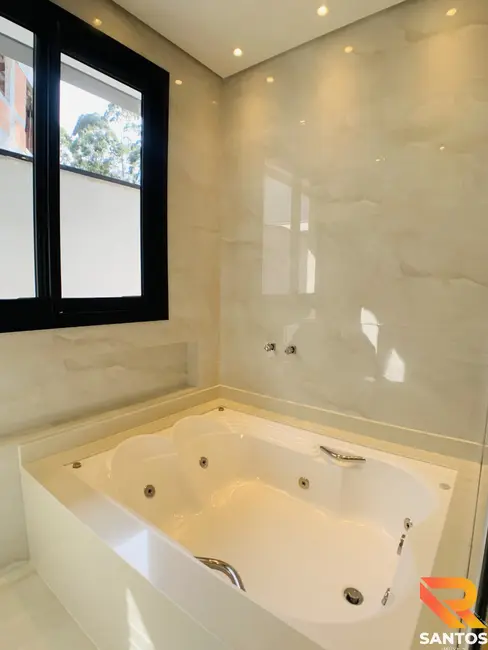 Foto 8 de Casa de Condomínio com 4 quartos à venda, 306m2 em Aruja - SP