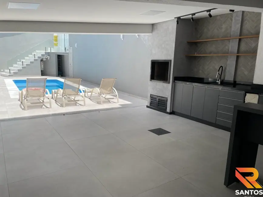 Casa de Condomínio com 4 quartos à venda, 500m2 em Aruja - SP - imagem 5 Foto 5 de Casa de Condomínio com 4 quartos à venda, 500m2 em Aruja - SP