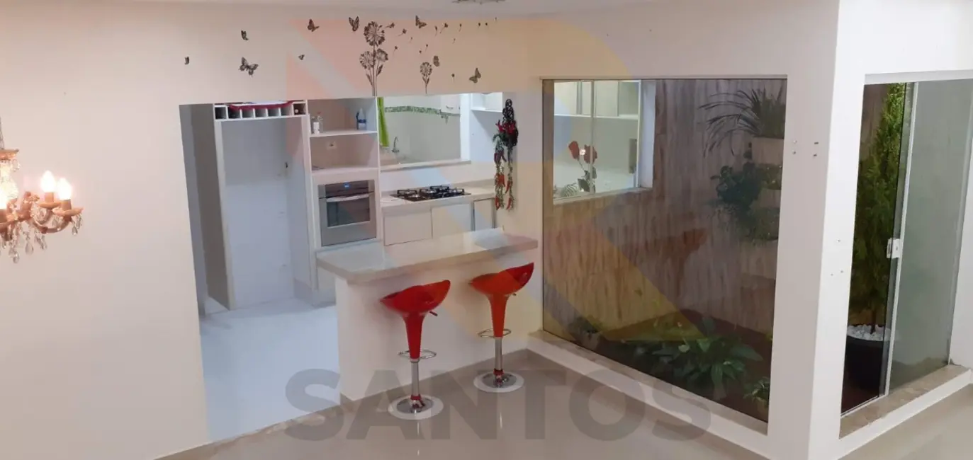 Casa com 3 quartos à venda, 150m2 em Aruja - SP - imagem 3 Foto 3 de Casa com 3 quartos à venda, 150m2 em Aruja - SP