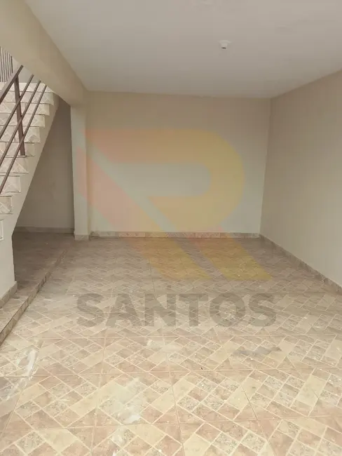 Foto 2 de Casa com 2 quartos para alugar, 80m2 em Jardim São José, Aruja - SP