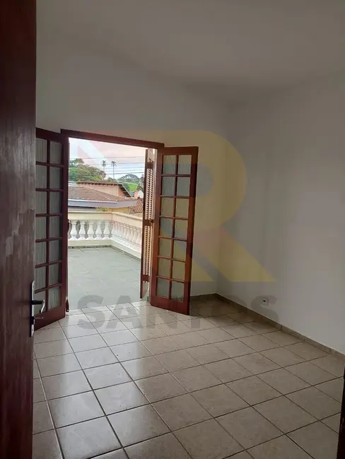 Foto 5 de Casa com 2 quartos para alugar, 80m2 em Jardim São José, Aruja - SP