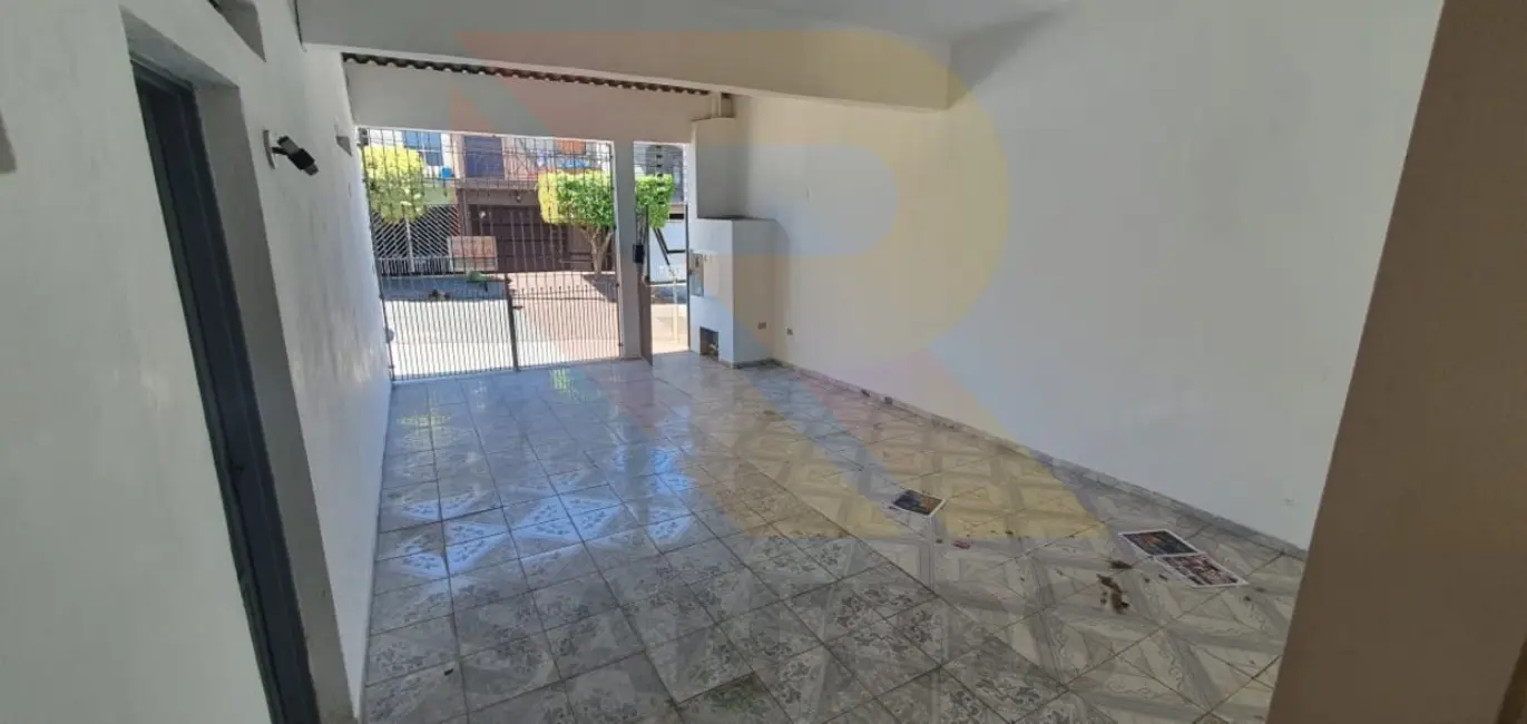 Foto 3 de Casa com 2 quartos à venda, 120m2 em Aruja - SP