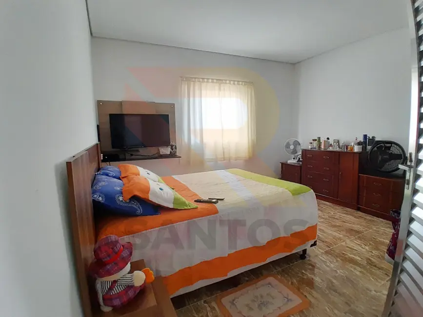 Foto 6 de Chácara com 3 quartos à venda, 210m2 em Aruja - SP