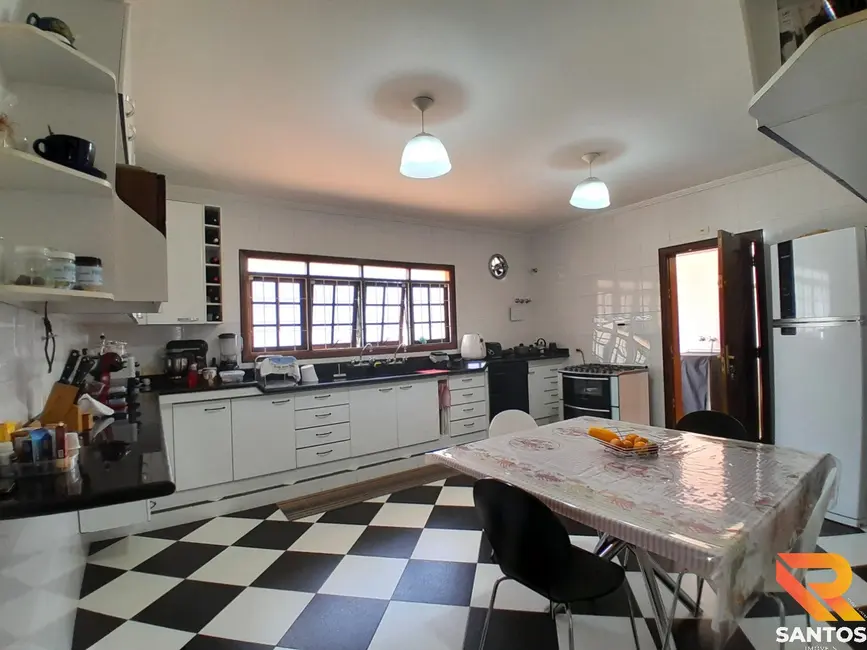 Foto 8 de Casa com 4 quartos à venda, 500m2 em Aruja - SP