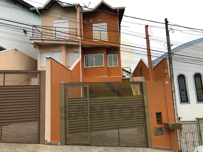 Foto 1 de Casa com 3 quartos à venda, 148m2 em Chácara São José, Aruja - SP