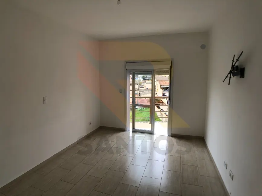 Foto 8 de Casa com 3 quartos à venda, 148m2 em Chácara São José, Aruja - SP