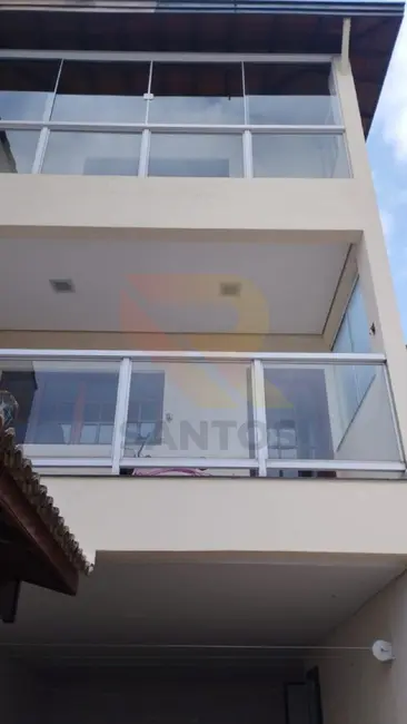 Casa com 3 quartos à venda, 305m2 em Santa Isabel - SP - imagem 5 Foto 5 de Casa com 3 quartos à venda, 305m2 em Santa Isabel - SP