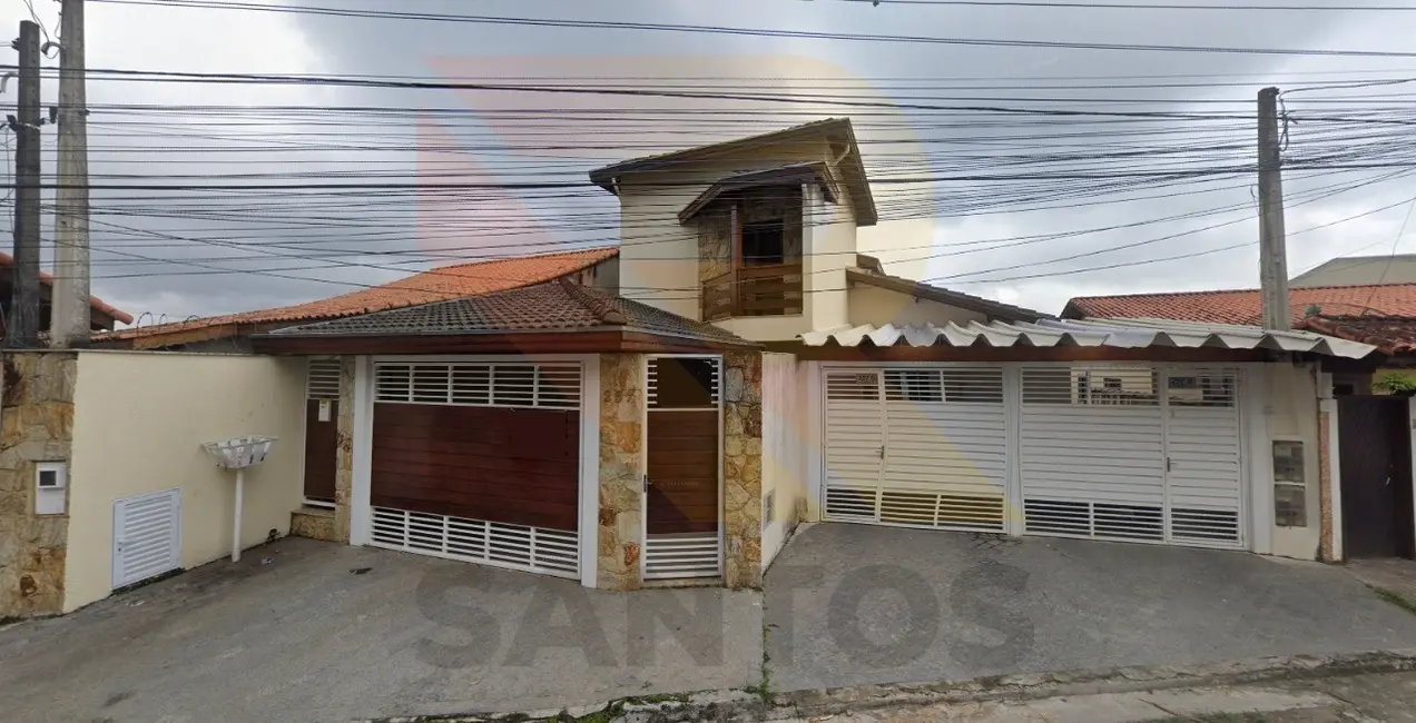 Casa com 3 quartos à venda, 305m2 em Santa Isabel - SP - imagem 1 Foto 1 de Casa com 3 quartos à venda, 305m2 em Santa Isabel - SP
