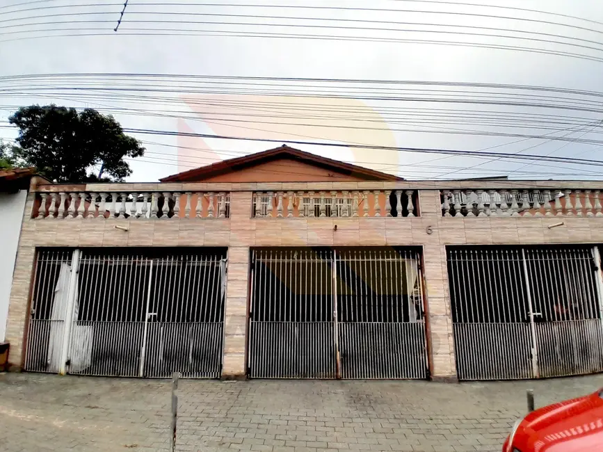Foto 1 de Casa com 3 quartos à venda, 402m2 em Nossa Senhora do Carmo, Aruja - SP