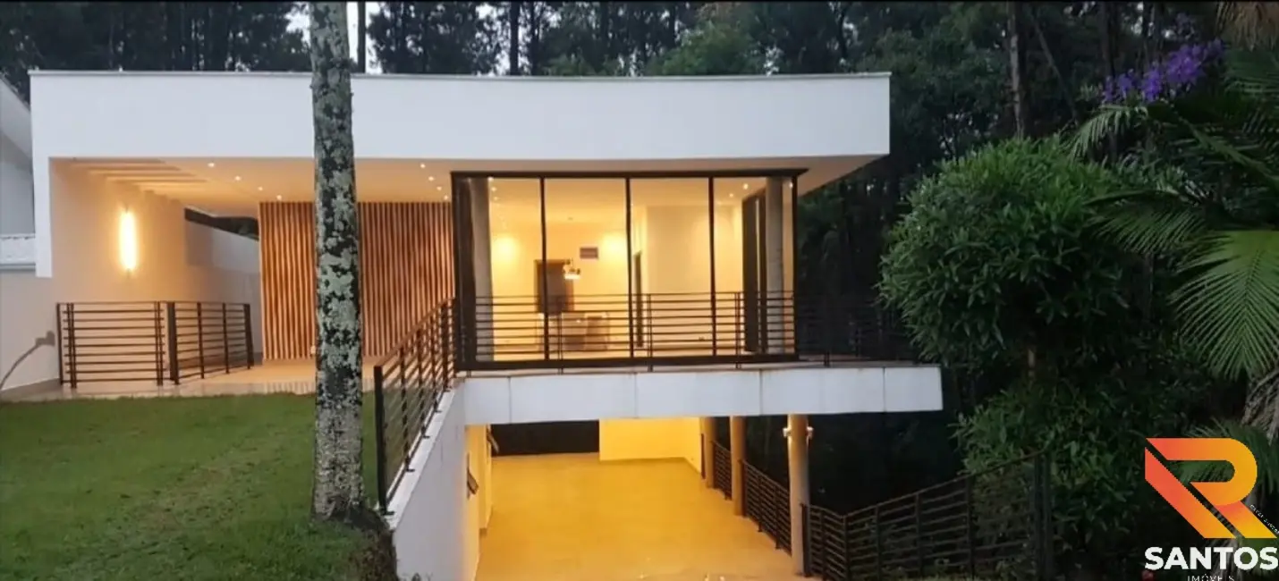 Foto 1 de Casa de Condomínio com 2 quartos à venda, 300m2 em Aruja - SP