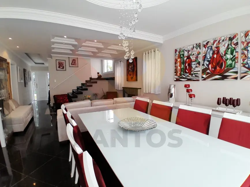 Foto 8 de Casa de Condomínio com 3 quartos à venda, 490m2 em Aruja - SP