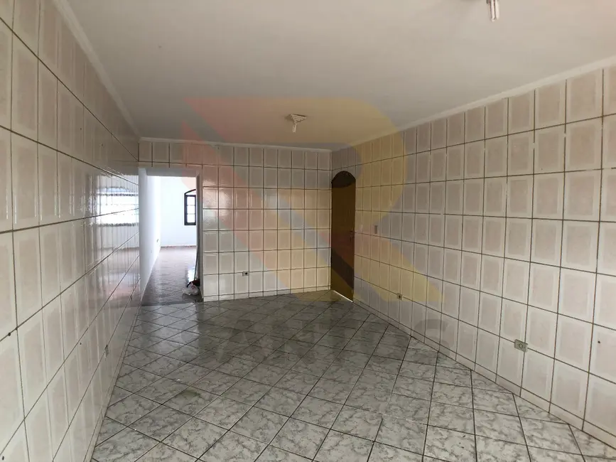 Casa com 2 quartos para alugar, 80m2 em Arujá Center Ville, Aruja - SP - imagem 6 Foto 6 de Casa com 2 quartos para alugar, 80m2 em Arujá Center Ville, Aruja - SP