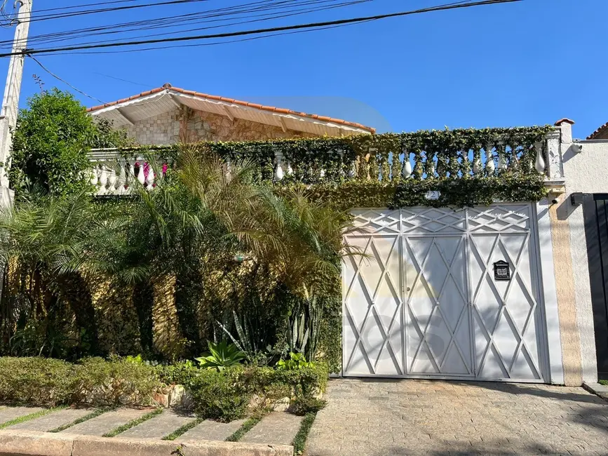 Foto 1 de Casa com 2 quartos à venda, 180m2 em Jardim Rincão, Aruja - SP