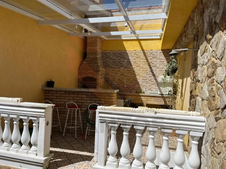 Foto 4 de Casa com 2 quartos à venda, 180m2 em Jardim Rincão, Aruja - SP