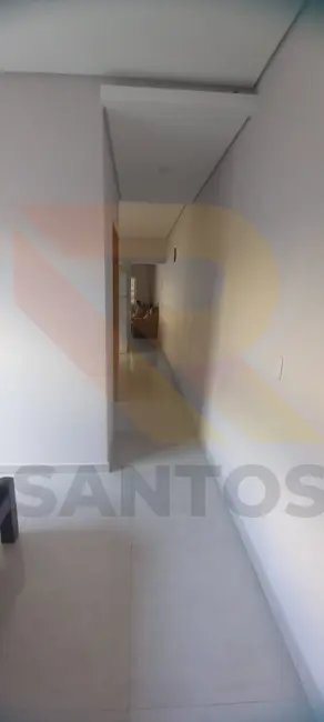 Foto 3 de Casa com 2 quartos à venda, 110m2 em Aruja - SP