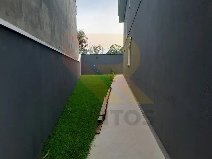Foto 2 de Casa com 3 quartos à venda, 72m2 em Parque Residencial Scaffid II, Itaquaquecetuba - SP