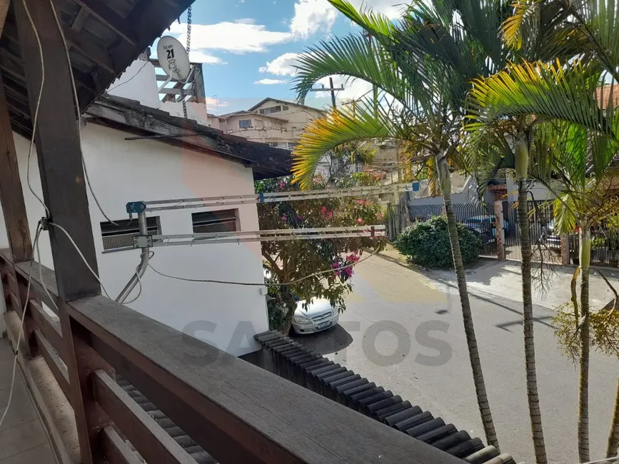Foto 3 de Casa com 3 quartos à venda, 480m2 em Arujá Center Ville, Aruja - SP