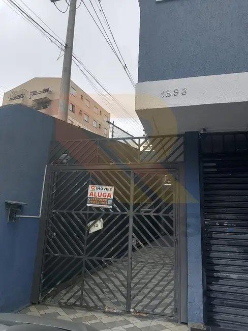 Apartamento com 2 quartos para alugar, 45m2 em Vila Riman, Aruja - SP - imagem 2 Foto 2 de Apartamento com 2 quartos para alugar, 45m2 em Vila Riman, Aruja - SP