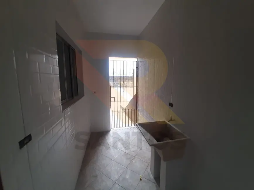 Foto 2 de Apartamento com 2 quartos para alugar, 45m2 em Jardim Rincão, Aruja - SP