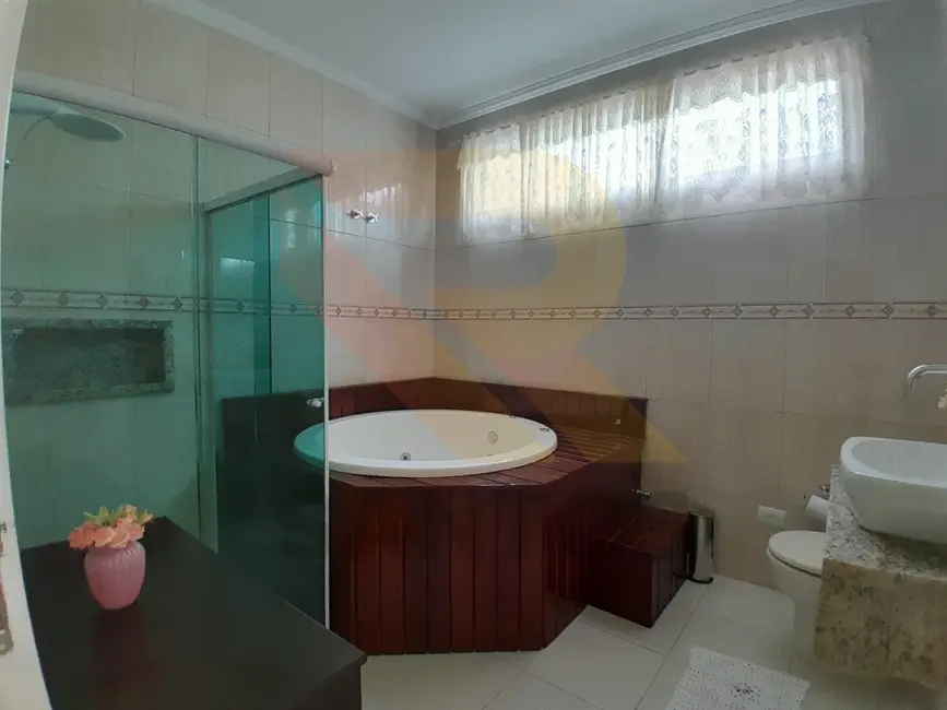 Foto 9 de Sala Comercial com 3 quartos à venda, 258m2 em Jardim Planalto, Aruja - SP