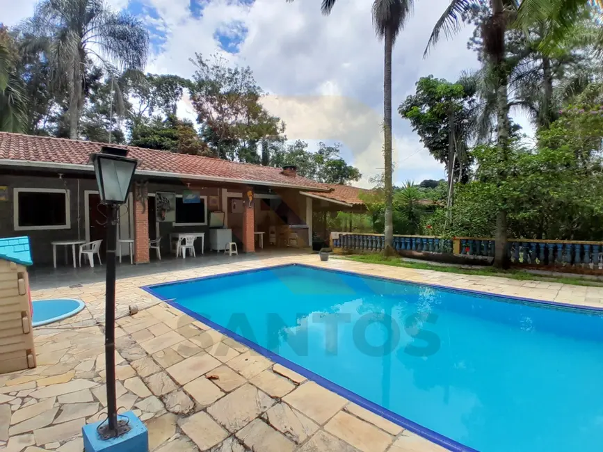 Foto 1 de Sítio / Rancho com 2 quartos à venda, 600m2 em Jardim Santo Antônio, Aruja - SP