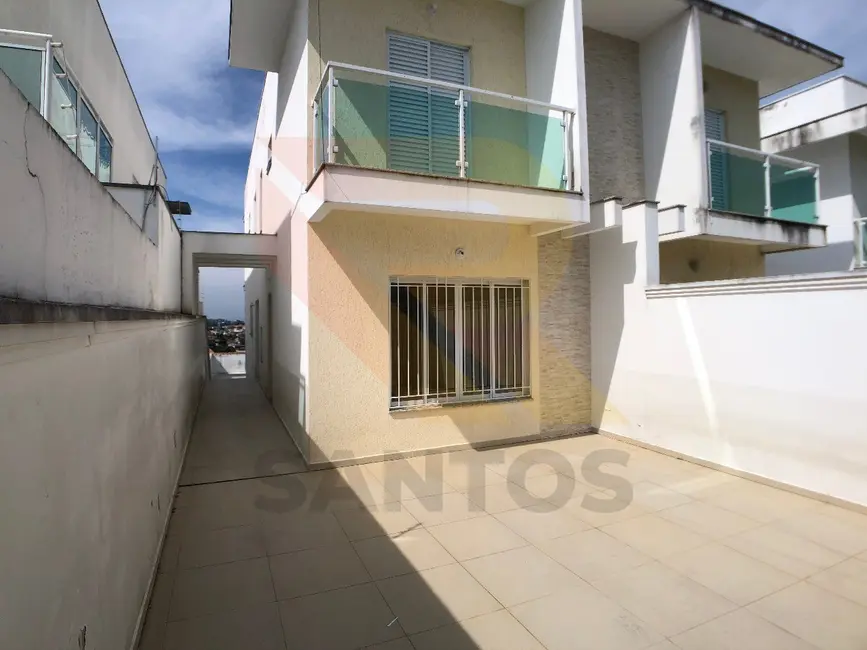 Foto 1 de Casa com 3 quartos à venda e para alugar, 120m2 em Vila Pilar, Aruja - SP