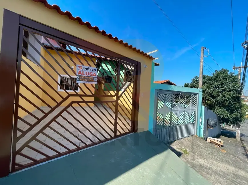 Casa com 3 quartos para alugar, 120m2 em Arujamérica, Aruja - SP - imagem 4 Foto 4 de Casa com 3 quartos para alugar, 120m2 em Arujamérica, Aruja - SP