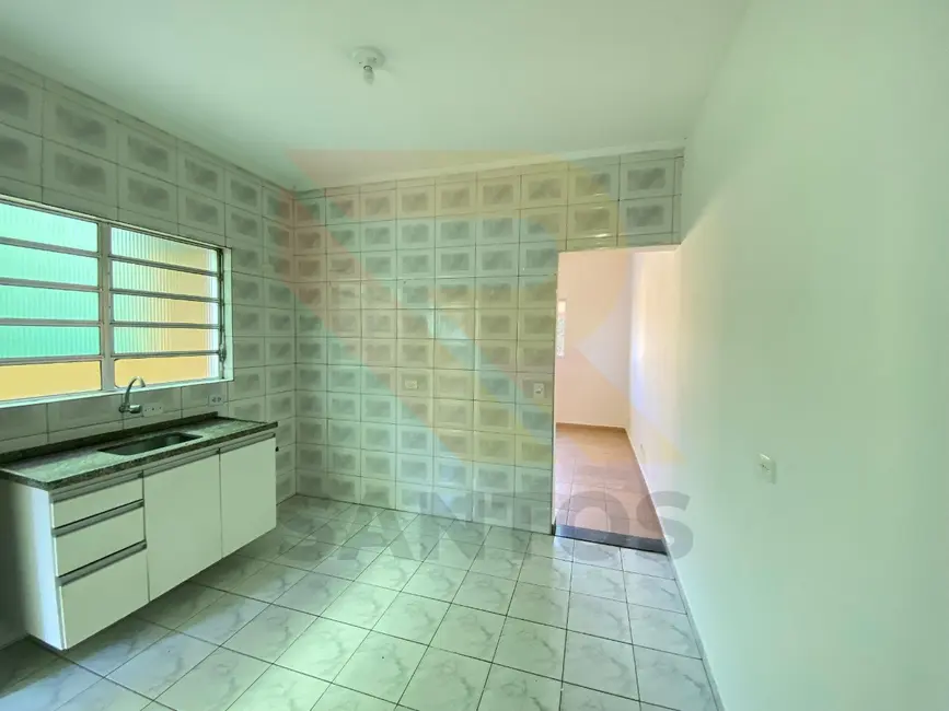 Casa com 3 quartos para alugar, 120m2 em Arujamérica, Aruja - SP - imagem 9 Foto 9 de Casa com 3 quartos para alugar, 120m2 em Arujamérica, Aruja - SP