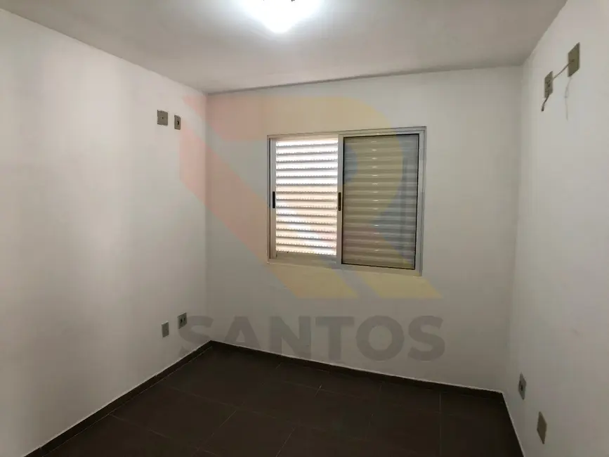 Apartamento com 2 quartos para alugar, 45m2 em Jardim Renata, Aruja - SP - imagem 7 Foto 7 de Apartamento com 2 quartos para alugar, 45m2 em Jardim Renata, Aruja - SP