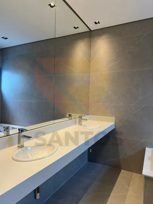 Casa com 3 quartos à venda, 280m2 em Residencial Real Park, Aruja - SP - imagem 5 Foto 5 de Casa com 3 quartos à venda, 280m2 em Residencial Real Park, Aruja - SP