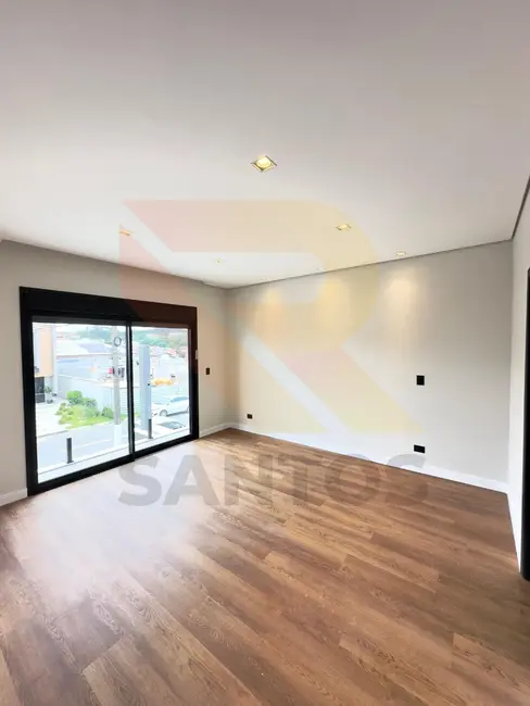 Casa com 3 quartos à venda, 280m2 em Residencial Real Park, Aruja - SP - imagem 8 Foto 8 de Casa com 3 quartos à venda, 280m2 em Residencial Real Park, Aruja - SP