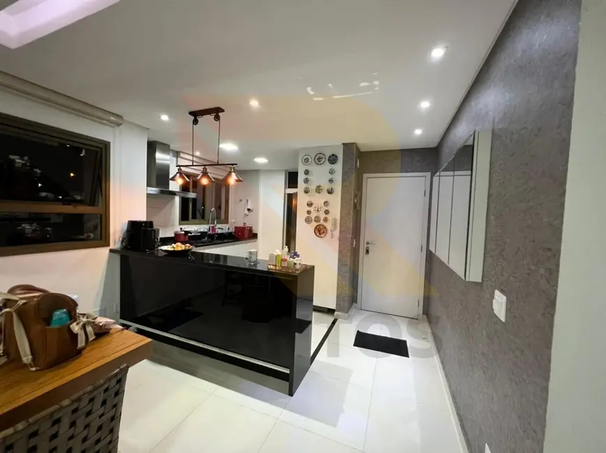 Foto 8 de Apartamento com 3 quartos à venda, 100m2 em Chácara São José, Aruja - SP