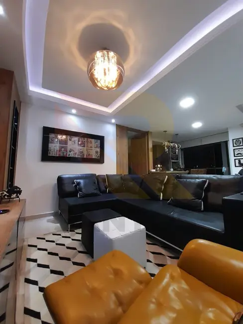 Foto 3 de Apartamento com 3 quartos à venda, 100m2 em Chácara São José, Aruja - SP