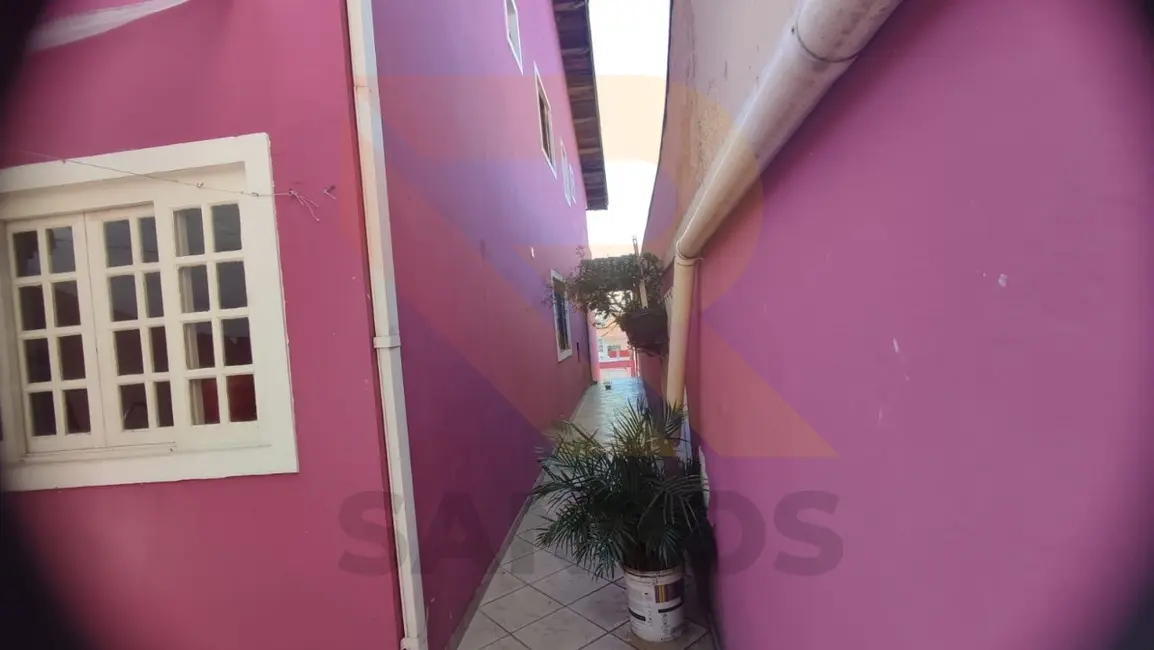 Foto 4 de Casa com 3 quartos para alugar, 140m2 em Jardim Rincão, Aruja - SP