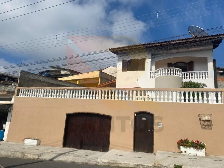 Casa com 3 quartos à venda, 156m2 em Jardim Real, Aruja - SP - imagem 3 Foto 3 de Casa com 3 quartos à venda, 156m2 em Jardim Real, Aruja - SP