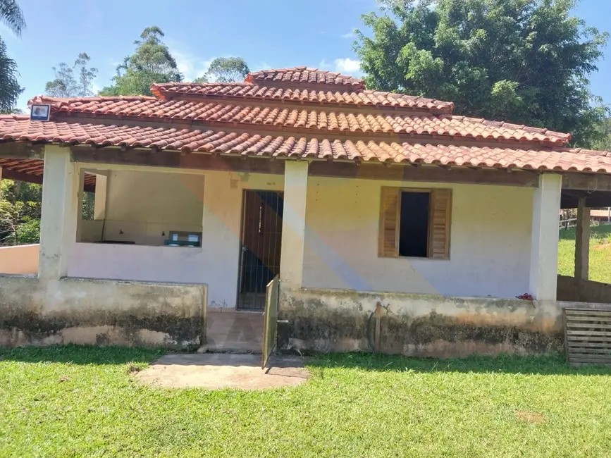 Foto 5 de Chácara com 3 quartos à venda, 400m2 em Chácara Bananal, Aruja - SP