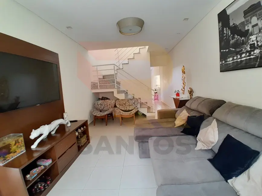 Foto 3 de Casa com 3 quartos à venda, 110m2 em Jardim São José, Aruja - SP