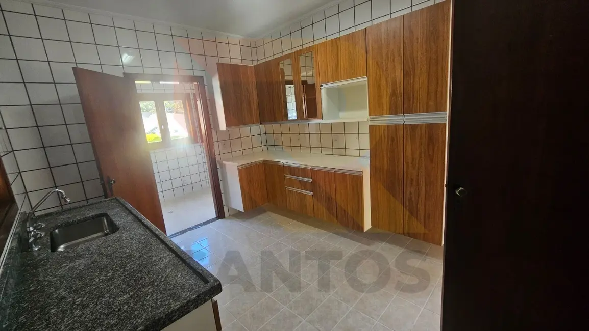 Foto 2 de Casa de Condomínio com 3 quartos para alugar em Arujázinho IV, Aruja - SP
