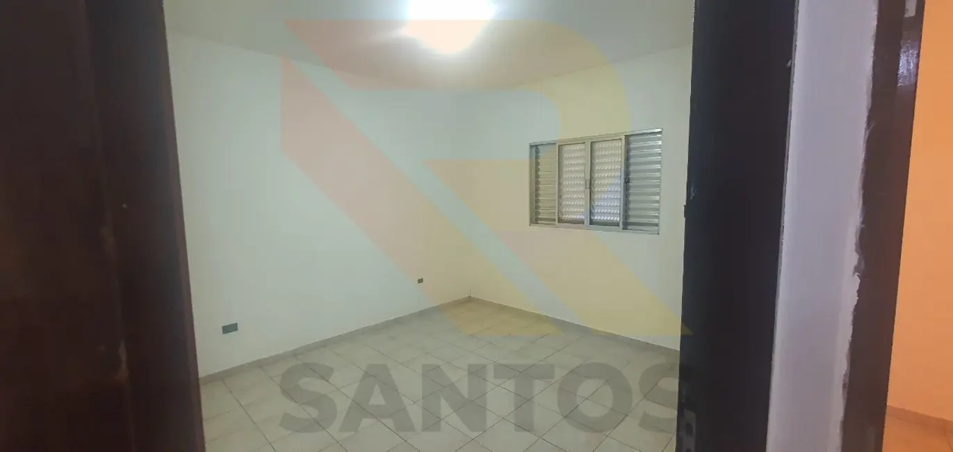Casa com 3 quartos para alugar em Arujá Center Ville, Aruja - SP - imagem 4 Foto 4 de Casa com 3 quartos para alugar em Arujá Center Ville, Aruja - SP