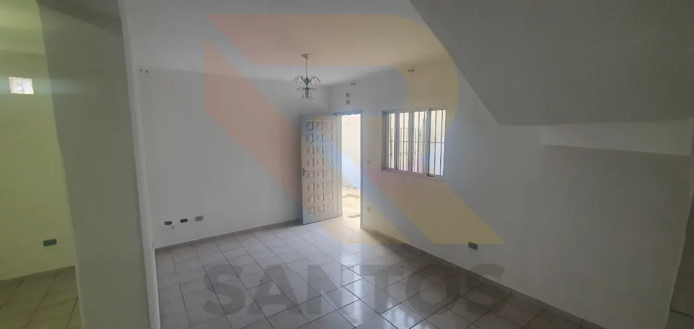 Casa com 3 quartos para alugar em Arujá Center Ville, Aruja - SP - imagem 5 Foto 5 de Casa com 3 quartos para alugar em Arujá Center Ville, Aruja - SP