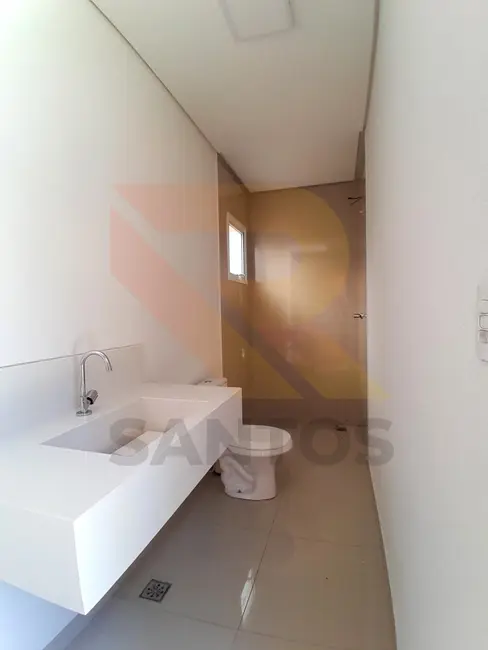 Foto 8 de Casa de Condomínio com 3 quartos à venda, 250m2 em Aruja - SP