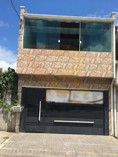 Foto 1 de Casa com 3 quartos à venda, 130m2 em Parque Rodrigo Barreto, Aruja - SP