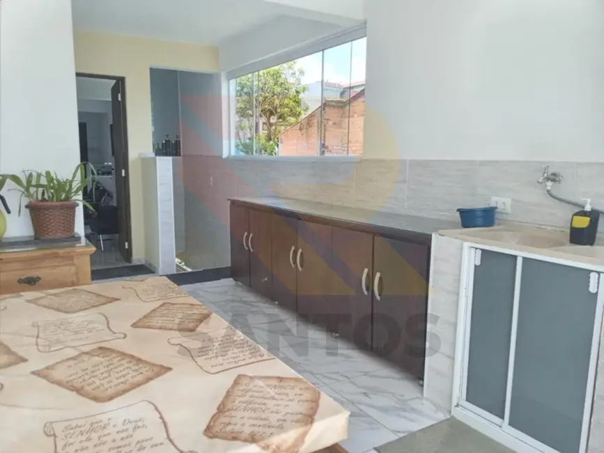 Foto 9 de Casa com 3 quartos à venda, 130m2 em Parque Rodrigo Barreto, Aruja - SP