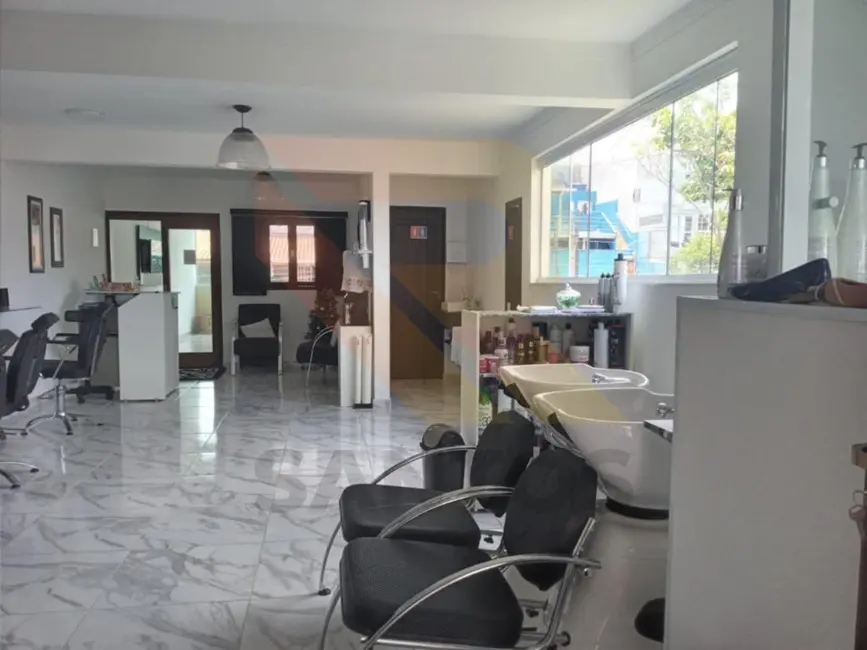 Foto 3 de Casa com 3 quartos à venda, 130m2 em Parque Rodrigo Barreto, Aruja - SP