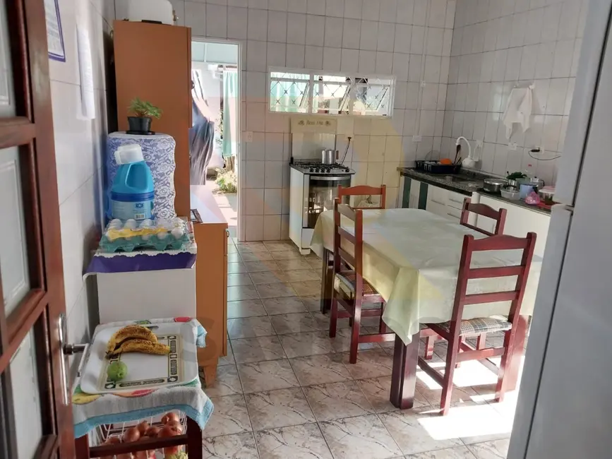 Foto 6 de Casa com 3 quartos à venda, 268m2 em Parque Rodrigo Barreto, Aruja - SP