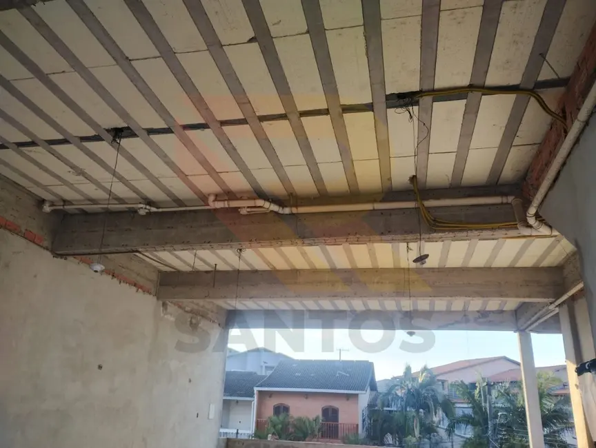 Foto 3 de Sala Comercial à venda, 900m2 em Barbosas, Aruja - SP