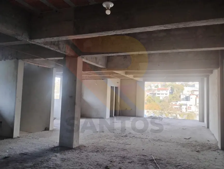 Foto 9 de Sala Comercial à venda, 900m2 em Barbosas, Aruja - SP