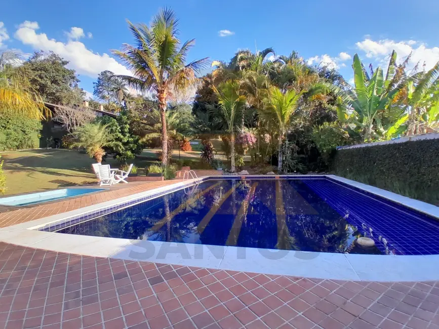 Foto 4 de Chácara com 7 quartos à venda, 800m2 em Jardim Arujá, Aruja - SP